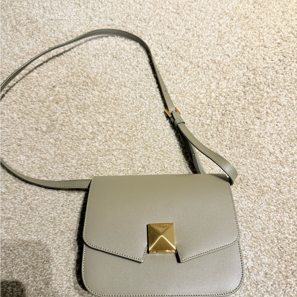 Korean brand EMP.T Label handbag